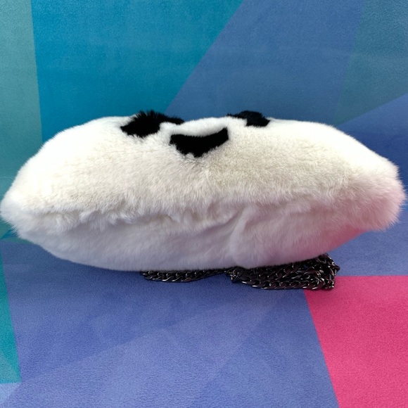 Panda bear face fur convertible crossbody purse - Picture 3 of 8